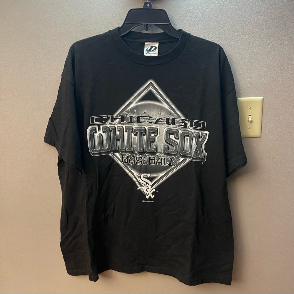 Vintage Y2K Chicago White Sox Black Graphic T-Shirt